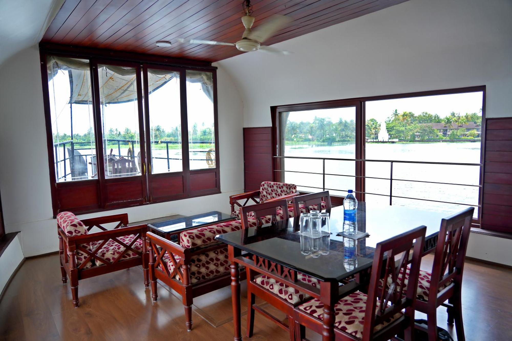 Aqua Castle Houseboat - By Aqua Jumbo Houseboats Hotel Alappuzha Buitenkant foto