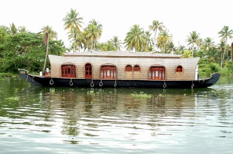 Aqua Castle Houseboat - By Aqua Jumbo Houseboats Hotel Alappuzha Buitenkant foto